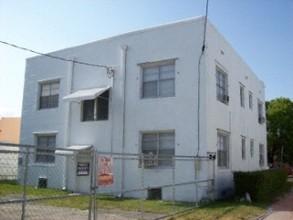 2224 SW 6th St in Miami, FL - Building Photo - Building Photo