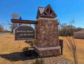 19 Moon Dr in Scottsboro, AL - Building Photo - Building Photo