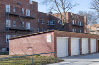 Bayside Manor Park Apartments in Flushing, NY - Foto de edificio - Building Photo