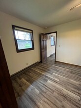 121 Porter St in Olney, IL - Building Photo - Building Photo