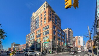 1 Fulton Square in Flushing, NY - Building Photo