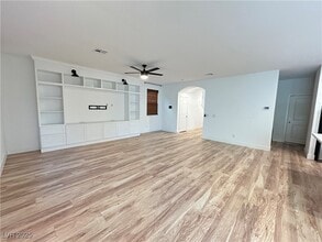 8085 Skye Roar Ct in Las Vegas, NV - Building Photo - Building Photo