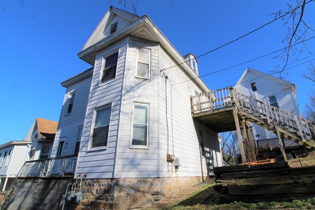 property at 454 Pine St