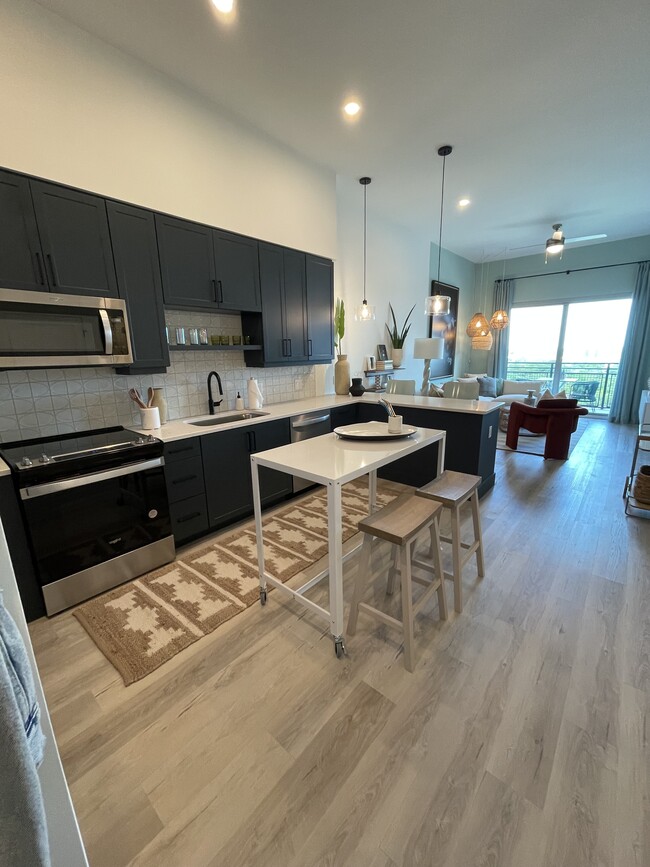 287 NW 31st St, Unit A2