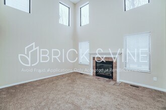 6987 Weurful Dr in Canal Winchester, OH - Building Photo - Building Photo