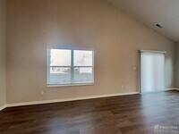 6646 Laurelwood Dr photo'