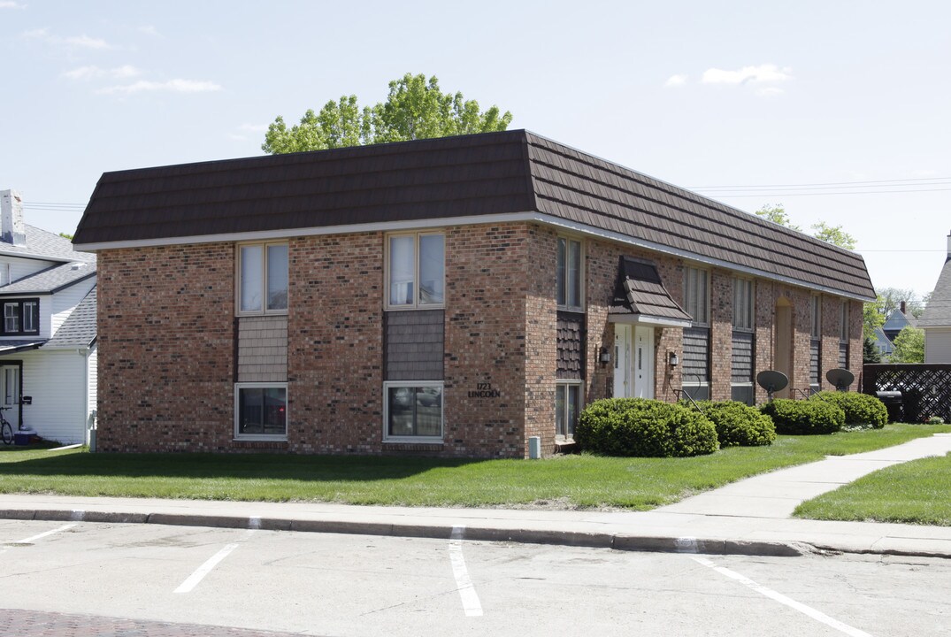 Sutton Apartments in Blair, NE - Building Photo