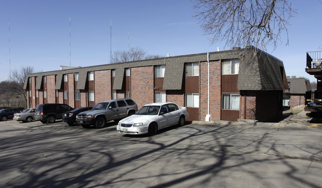 Fairview Apartments in Omaha, NE - Building Photo - Building Photo