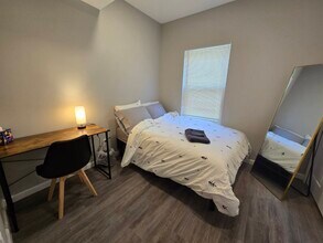 203 N State St, Unit 3 in Ann Arbor, MI - Foto de edificio - Building Photo