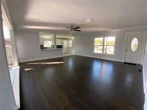 16 Jeff Rd in Largo, FL - Building Photo - Building Photo