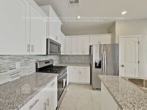 14511 W Port Royale Ln in Surprise, AZ - Building Photo - Building Photo