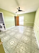 10831 Overlea Dr in Houston, TX - Building Photo - Building Photo