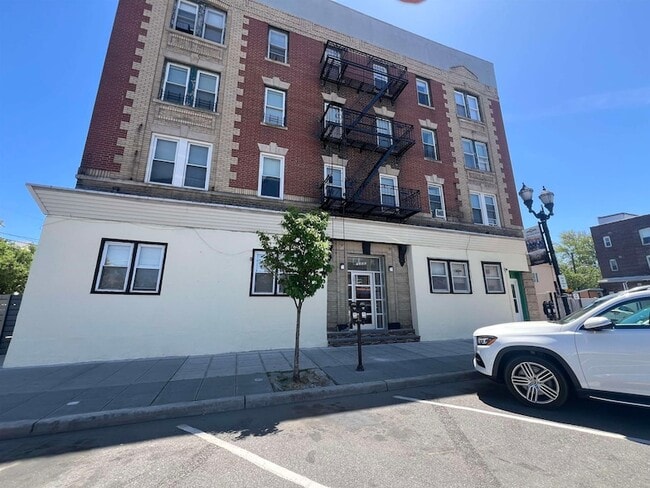 property at 7222 Broadway