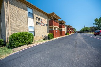 425 NW Loop 286 in Paris, TX - Building Photo - Building Photo