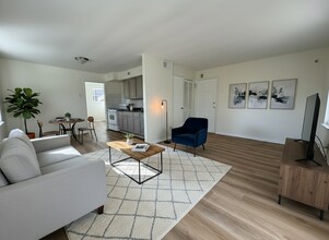 7405 Dorcas St in Philadelphia, PA - Building Photo - Building Photo