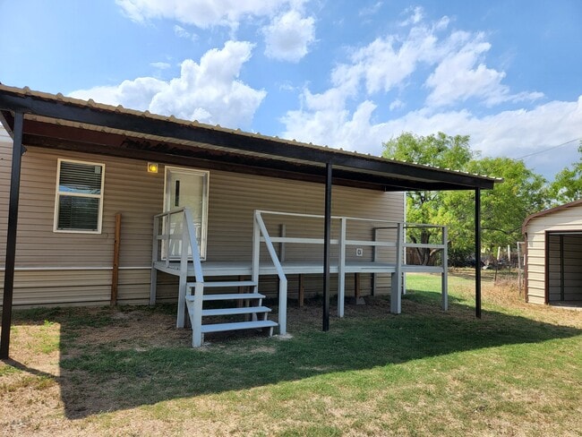 616 Co Rd 118B in Burnet, TX - Building Photo - Building Photo