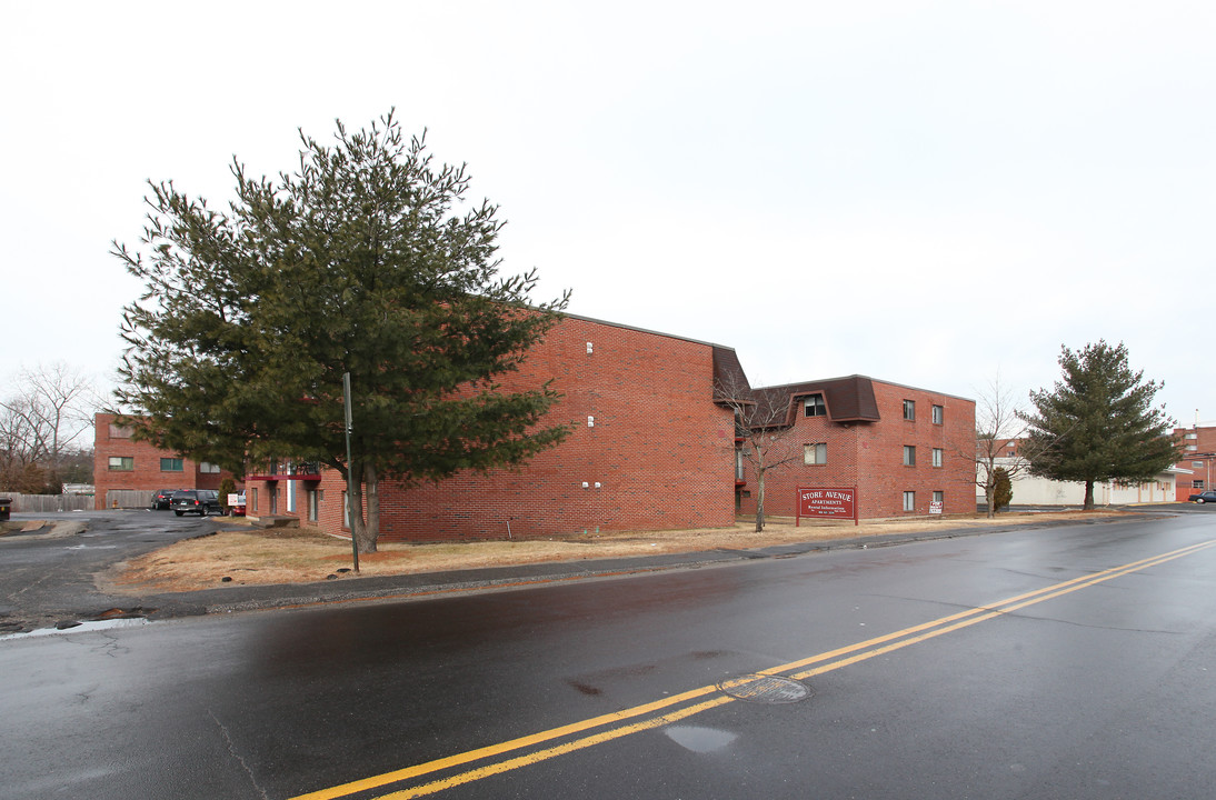 Store Avenue Apartments in Waterbury, CT - Foto de edificio