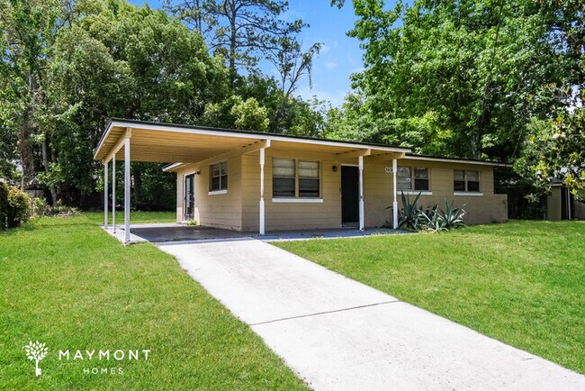 3938 Peter Rabbit Dr in Jacksonville, FL - Building Photo - Building Photo