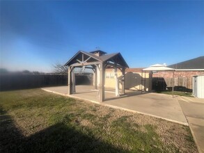 117 Phlox Ln in Burleson, TX - Building Photo - Building Photo