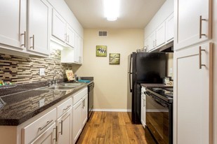 Acasa Prosper Fairways Apartamentos