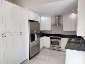 10241 SW 132nd Ave in Miami, FL - Building Photo - Building Photo