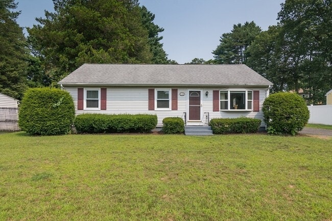 60 Gatewood Rd in Springfield, MA - Building Photo - Building Photo