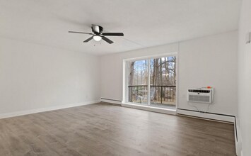 120 N Bethlehem Pike in Fort Washington, PA - Building Photo - Building Photo