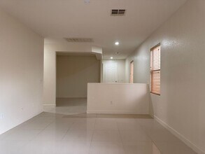 119 Standing Stone St in Las Vegas, NV - Building Photo - Building Photo