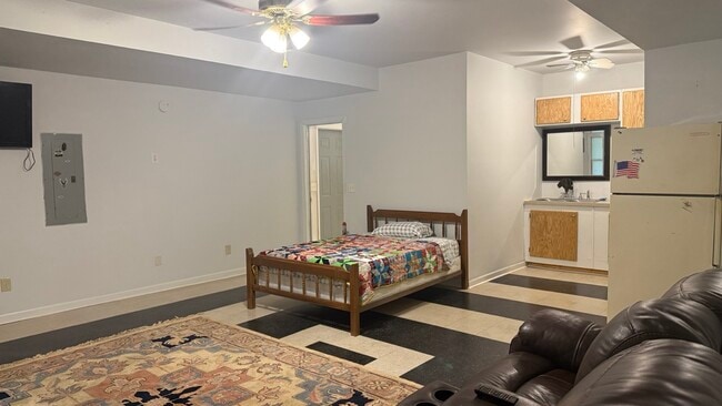 420 Cartersville St in Ball Ground, GA - Building Photo - Building Photo