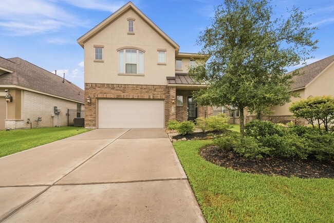 property at 4926 Chester Lk Ln