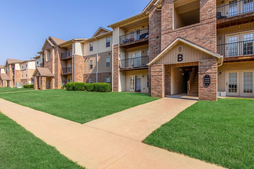 Scenic Station Apartments in Springfield, MO - Foto de edificio