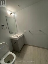 2920 Hwy 7 in Vaughan, ON - Building Photo - Building Photo