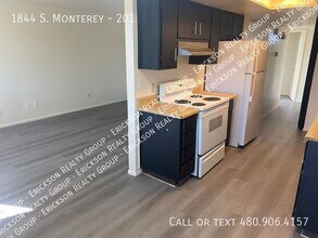 1844 S Monterey Dr in Apache Junction, AZ - Building Photo - Building Photo