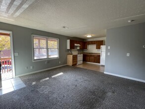 4514 Bonnell Dr NW in Huntsville, AL - Building Photo - Building Photo