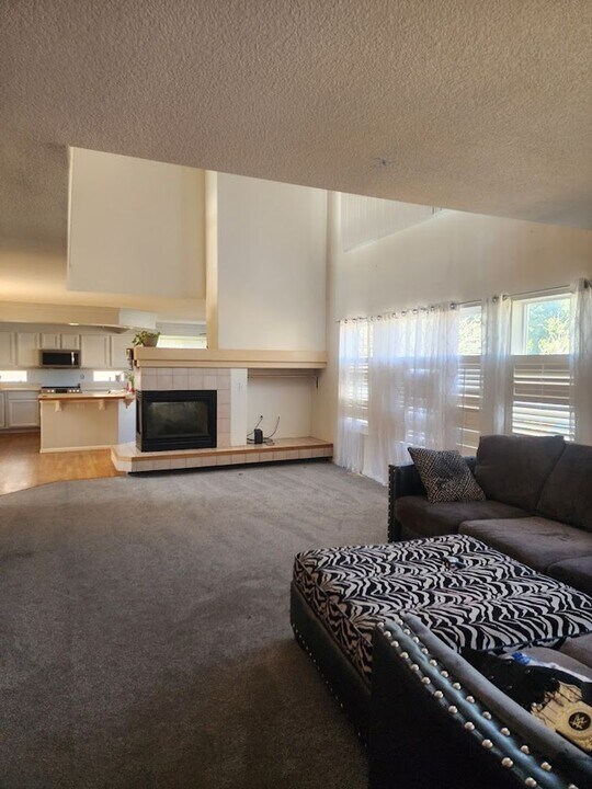 18951 Mitchell Pl in Denver, CO - Building Photo