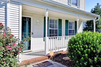 112 Crimson Ct in Yorktown, VA - Building Photo - Building Photo