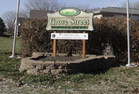 Grove Street Townhomes in Fort Atkinson, WI - Foto de edificio - Building Photo