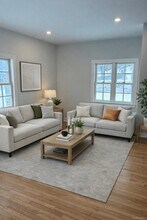 204 E Shore Rd in Great Neck, NY - Building Photo - Building Photo