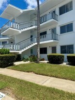 11201 80th Ave in Seminole, FL - Building Photo