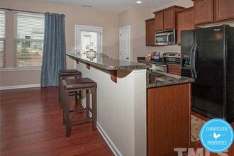 3721 Landshire View Lane in Raleigh, NC - Foto de edificio - Building Photo