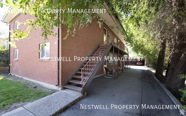 938 Lowell Ave S in Salt Lake City, UT - Building Photo - Building Photo