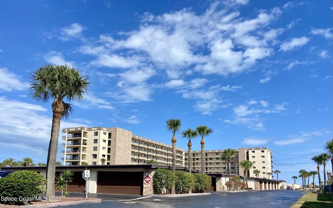 3170 N Atlantic Ave in Cocoa Beach, FL - Building Photo - Building Photo