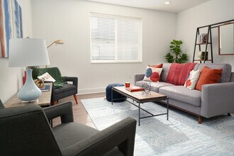 Capriana in Omaha, NE - Foto de edificio - Building Photo