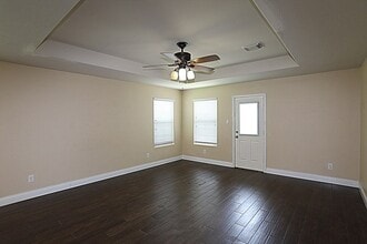 10403 Hurst Hill Ln in Houston, TX - Building Photo - Building Photo
