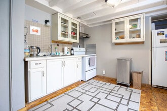 405 W Wisconsin Ave, Unit 405.5 in Appleton, WI - Building Photo - Building Photo