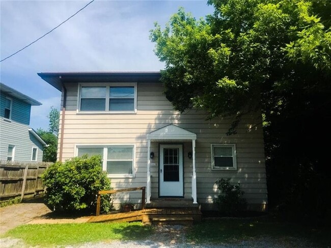 property at 2902 20th St Ext