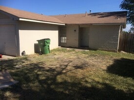 2101 Magnolia Dr in Round Rock, TX - Building Photo