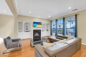 1429 Utah St in Houston, TX - Foto de edificio - Building Photo