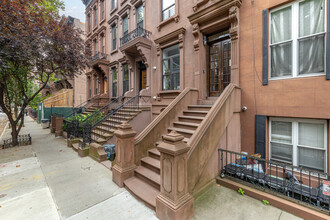 140 W 130th St in New York, NY - Building Photo - Building Photo