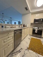 3400 SW 27th Ave in Miami, FL - Building Photo - Building Photo